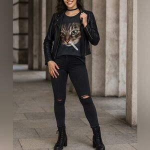 Smoking Cat Graphic T-Shirt